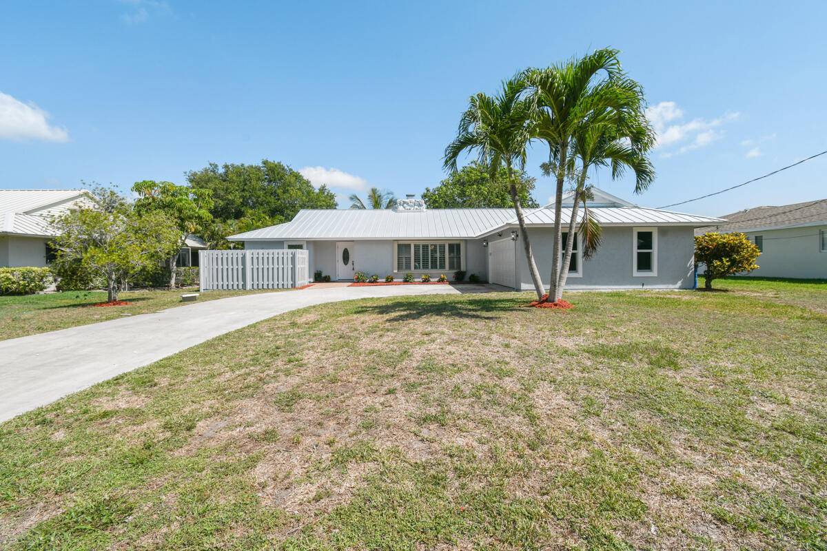 Beautifully renovated 3BR 2BA home in Rocky Point offering over 2, 000 sq.