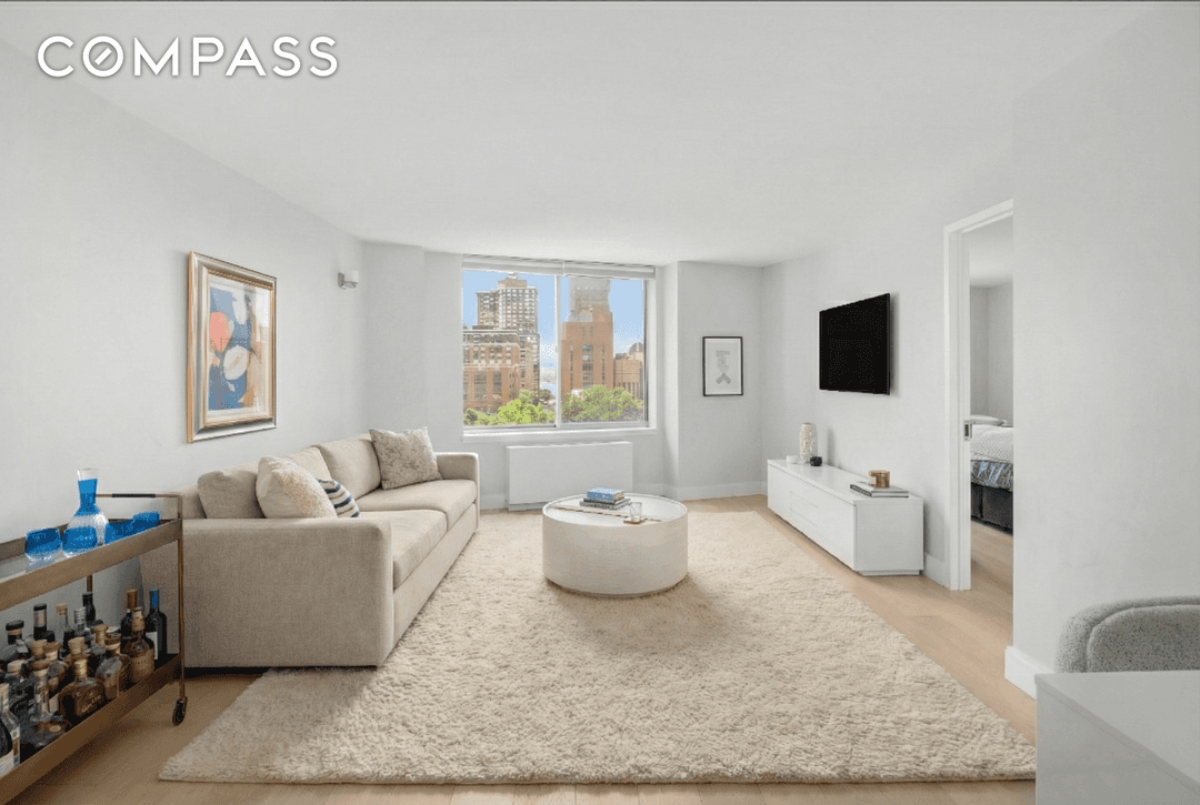 Bright and Spacious Tribeca 3 Bedroom Condo in Full Service Building This refined three bedroom, two bath residence is graced with open eastern and western exposures, welcoming beautiful light throughout ...