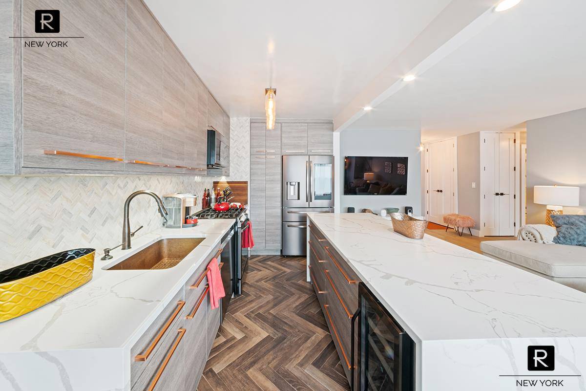 A Coveted amp ; Rare TURN KEY, COMPLETELY and TRULY RENOVATED 1200 SF 2 BED 2 BATH plus HOME OFFICE with every square inch redone in 2020 !