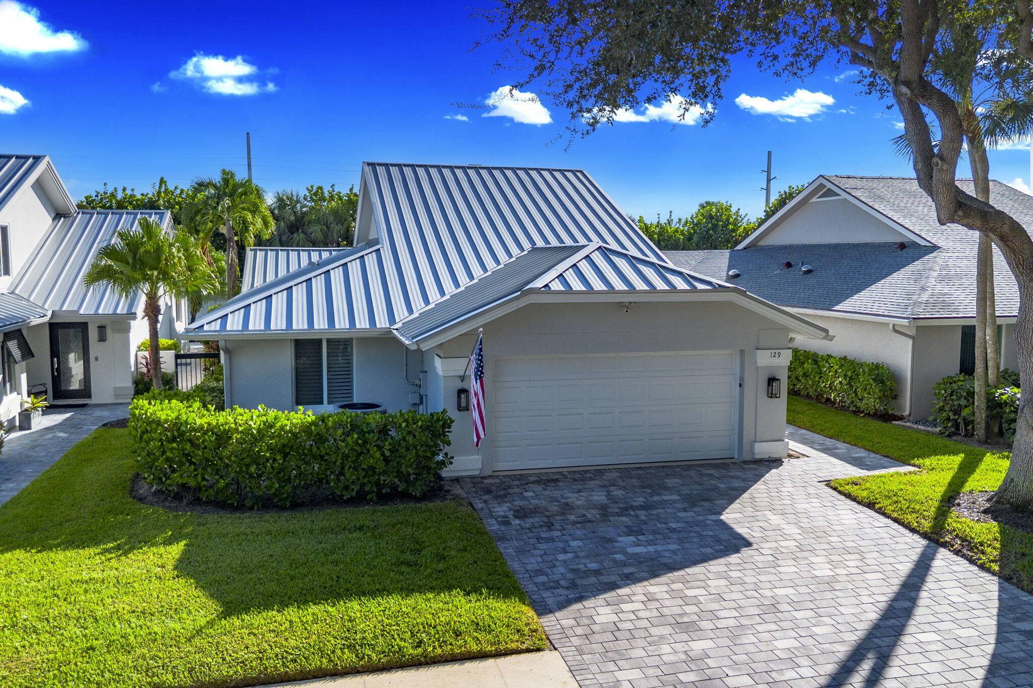 Wake up to stunning sunrises in this amazing custom 3 bedroom, 2 bath pool residence in close vicinity to Jupiter Beach.