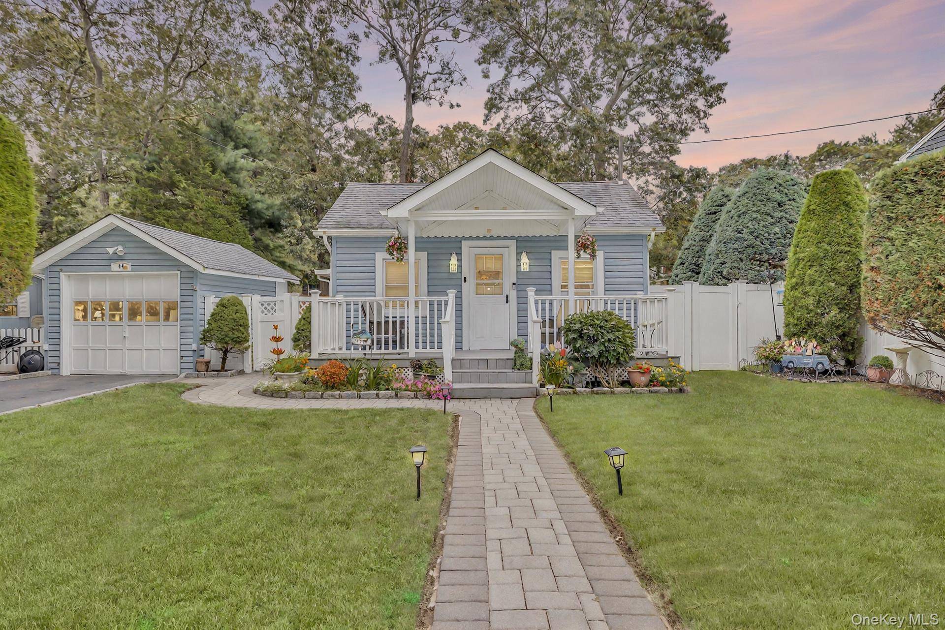 This absolutely pristine 2 bedroom, 1 bath Craftsman is truly one that reflects pride of ownership.