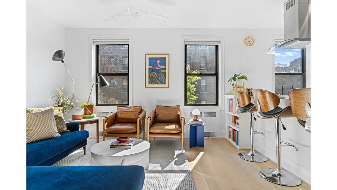 Extra low maintenance home with 5.