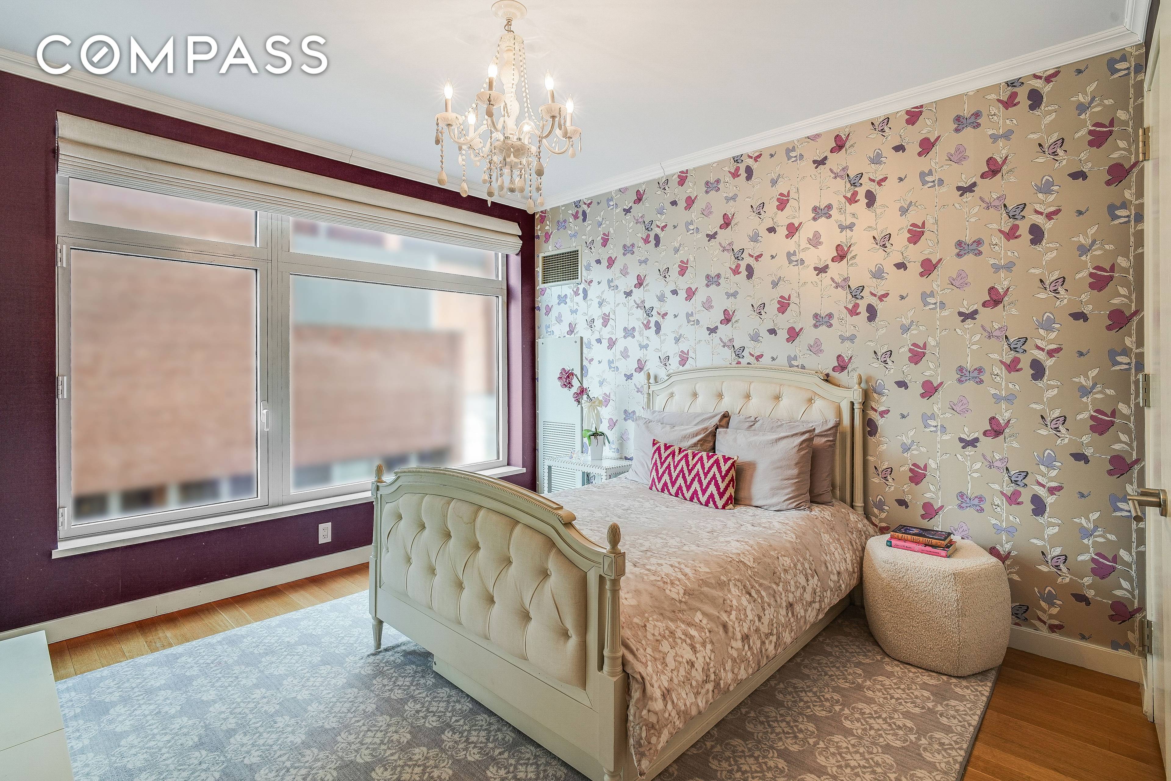 Luxury Living at The Laurel Condominium Move right into this renovated corner home with 4 bedrooms, 4 bathrooms, plus a den office.