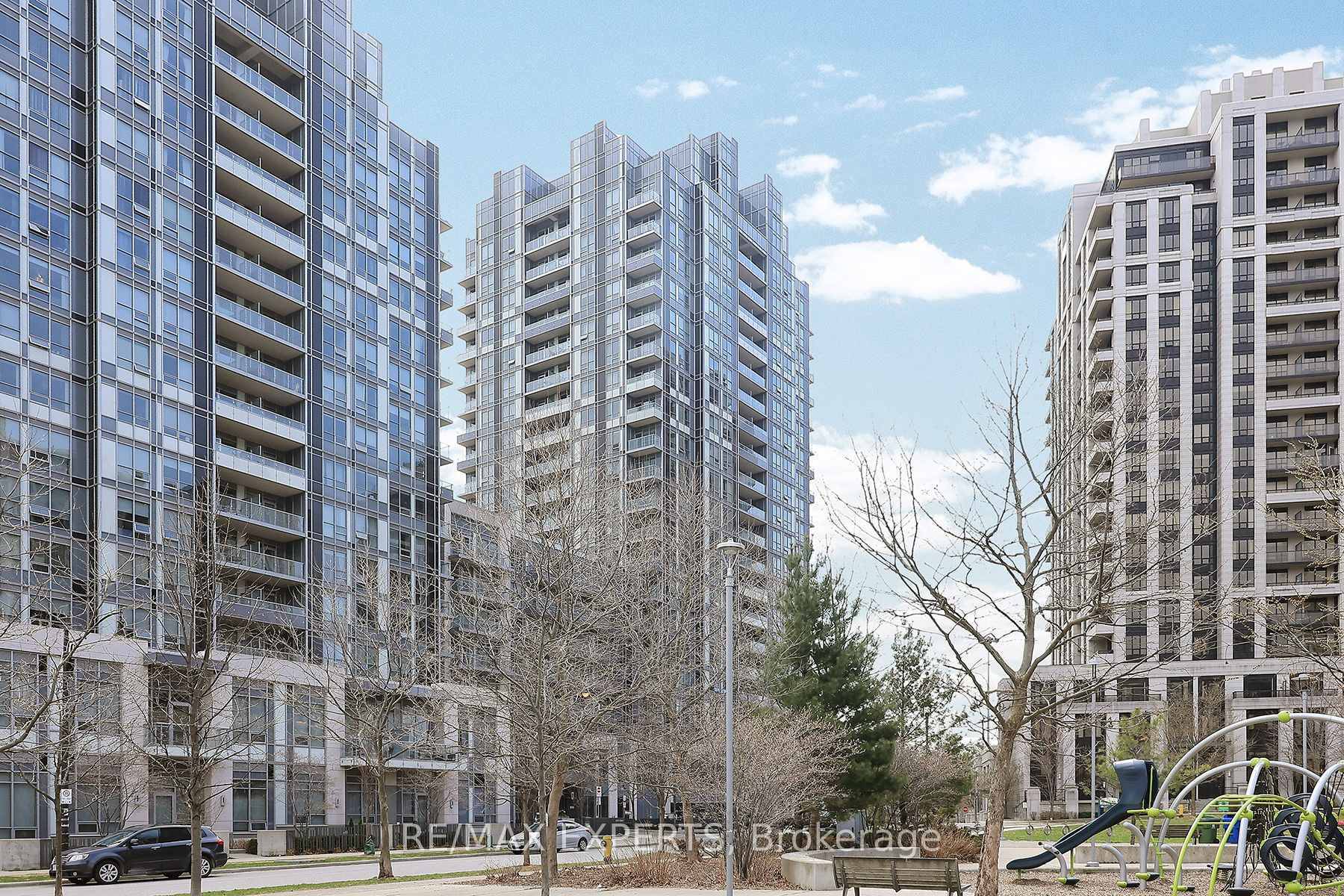 Elegant Tridel Tower, Very Well Lit Unit With Eco Friendly Avonshire Park At The Door.