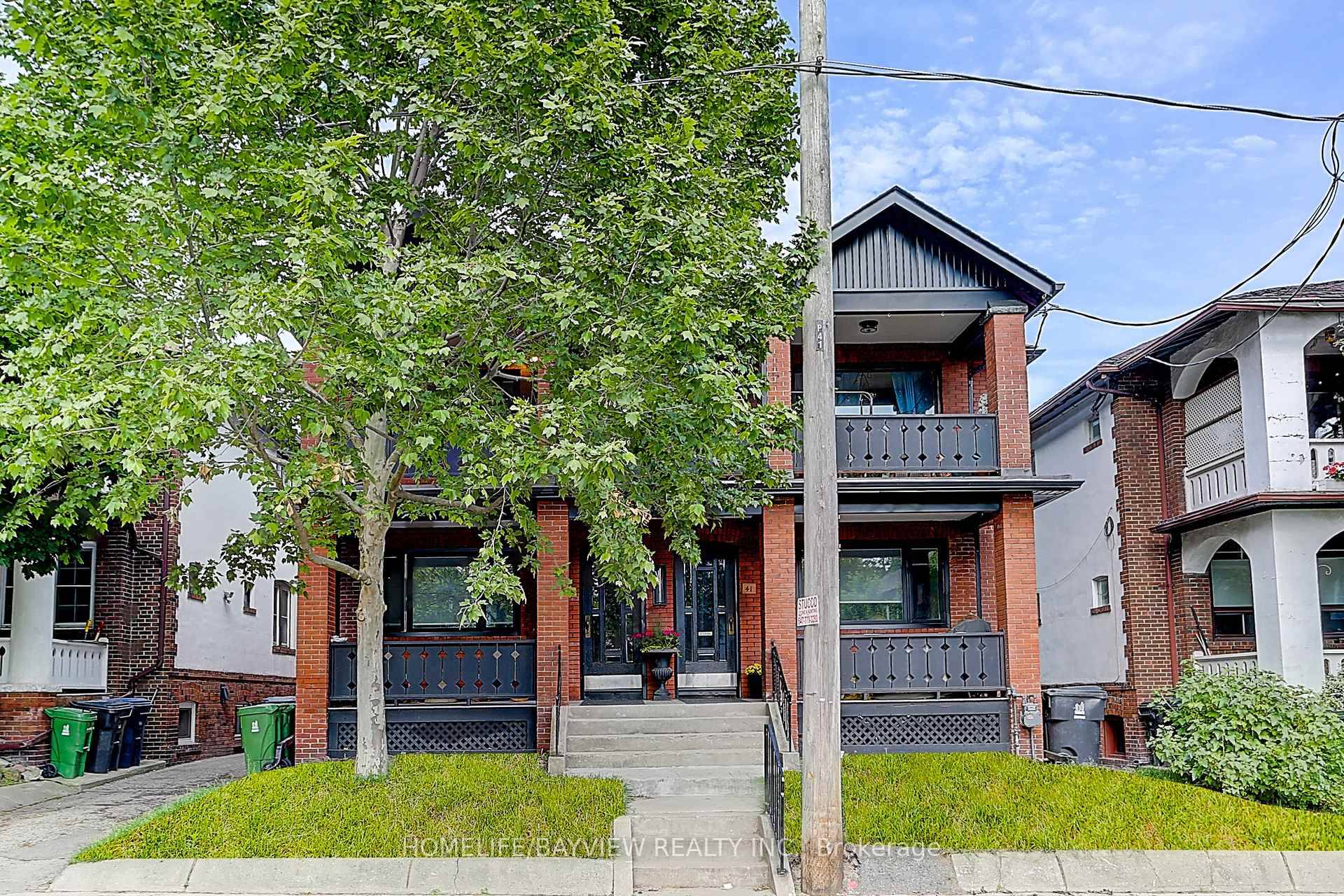 Fully Renovated 2 Bed, 2 Bath Suite With Renovated Garage.