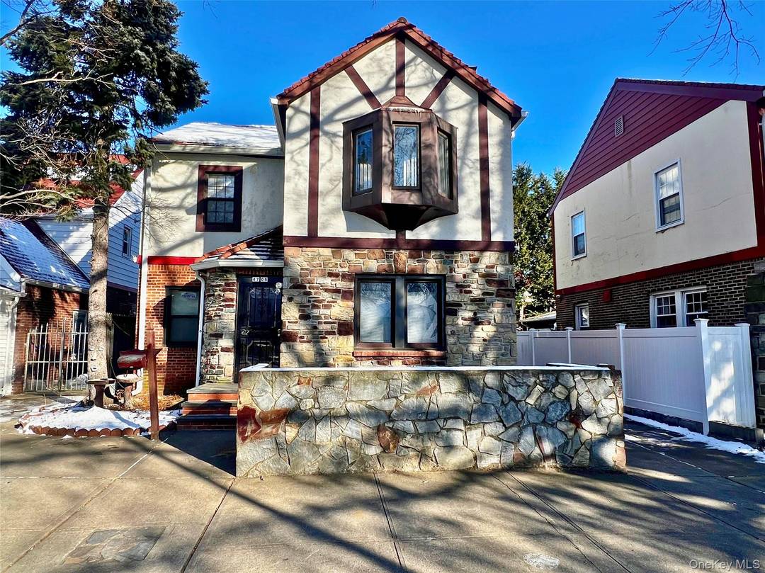 Welcome to this beautifully maintained whole house rental offering approximately 1, 688 square feet of comfortable living space in a prime Flushing location.