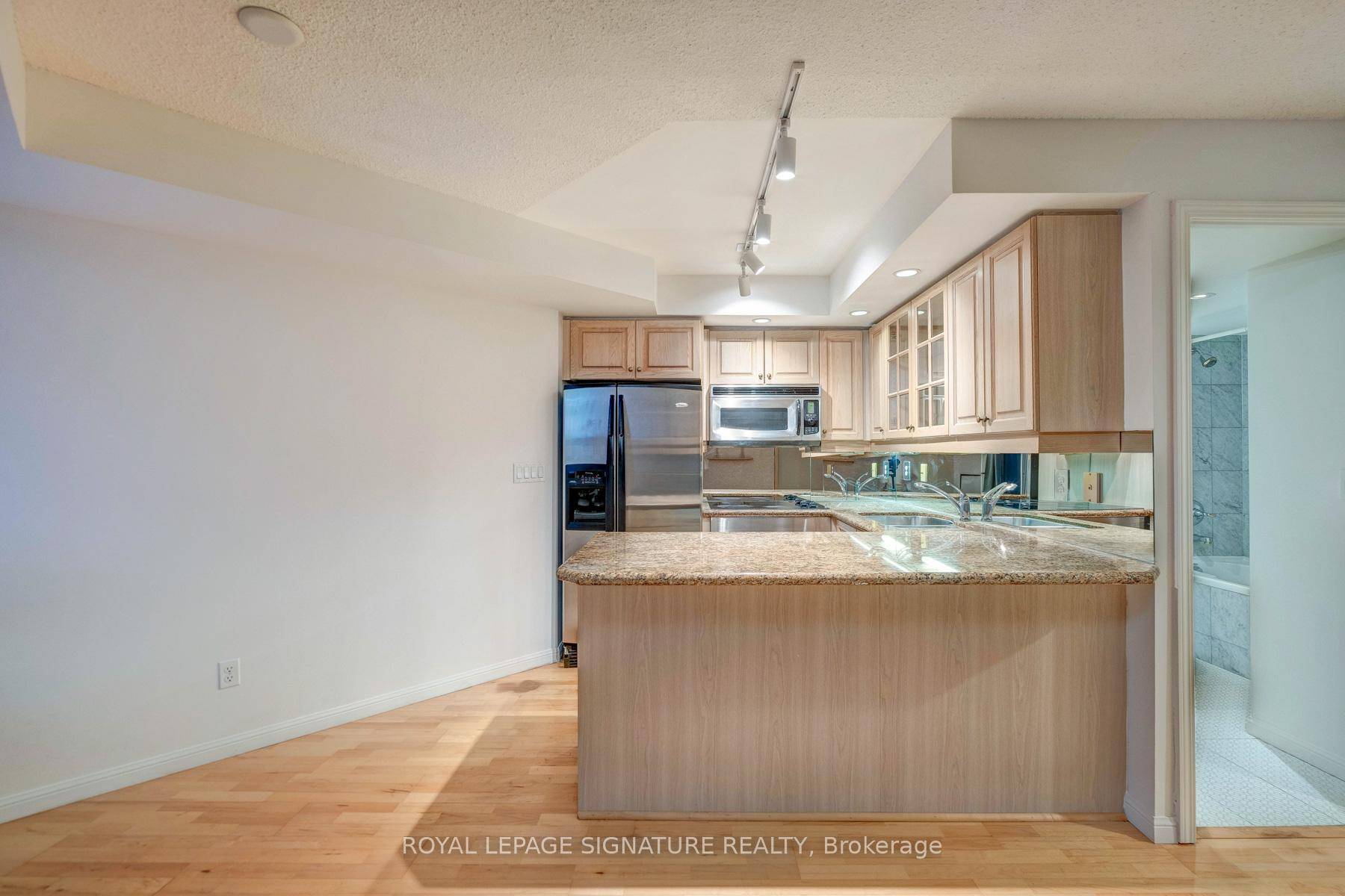 Welcome to your new downtown home !