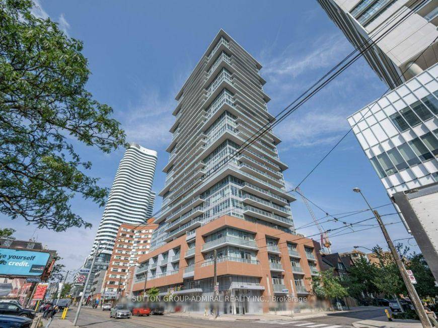 Female Tenant Only. Share Unit with Two Female Tenants One Bedroom For Rent In A Bright And Spacious South West Corner Unit.