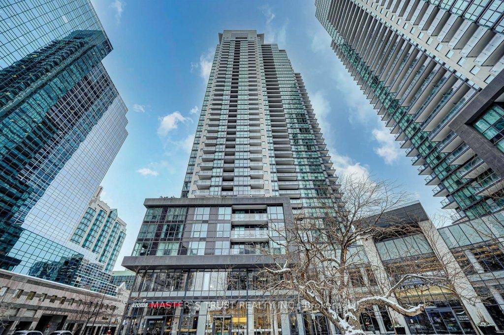 Luxury Gibson Square By Menkes, Large 2 Bdrm 1 Den amp ; 3 Wsrm Over 1, 000 Sqft, 2 Split Principle Bedrooms With Each Ensuite Washroom, Extra Powder Room, Den ...