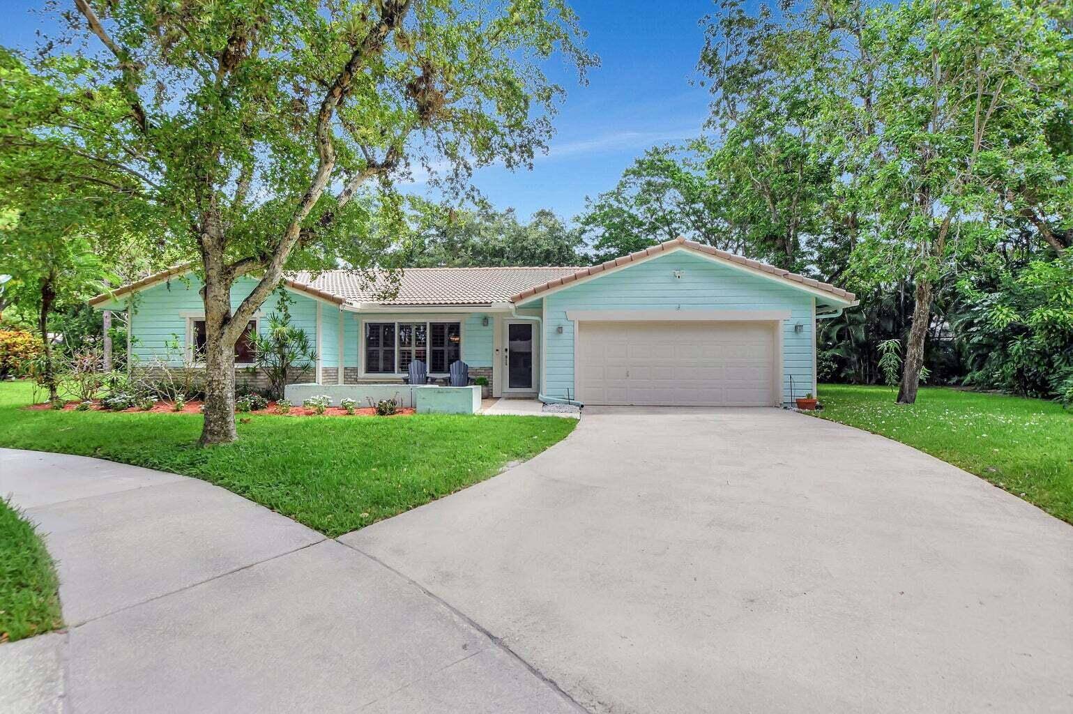 Live the Luxe Lifestyle in Millpond !