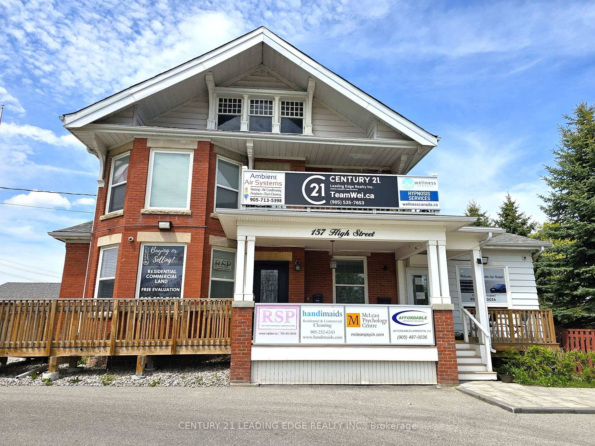 This bright and functional 12x10 private office w ample parking located right in the heart of Sutton's downtown !
