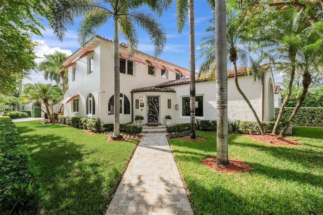 MOTIVATED SELLER ! This rare 3, 722 SF historic gem lives even larger than its footprint, set on a lush 7, 500 SF corner lot in Miami Beach's charming Palm ...
