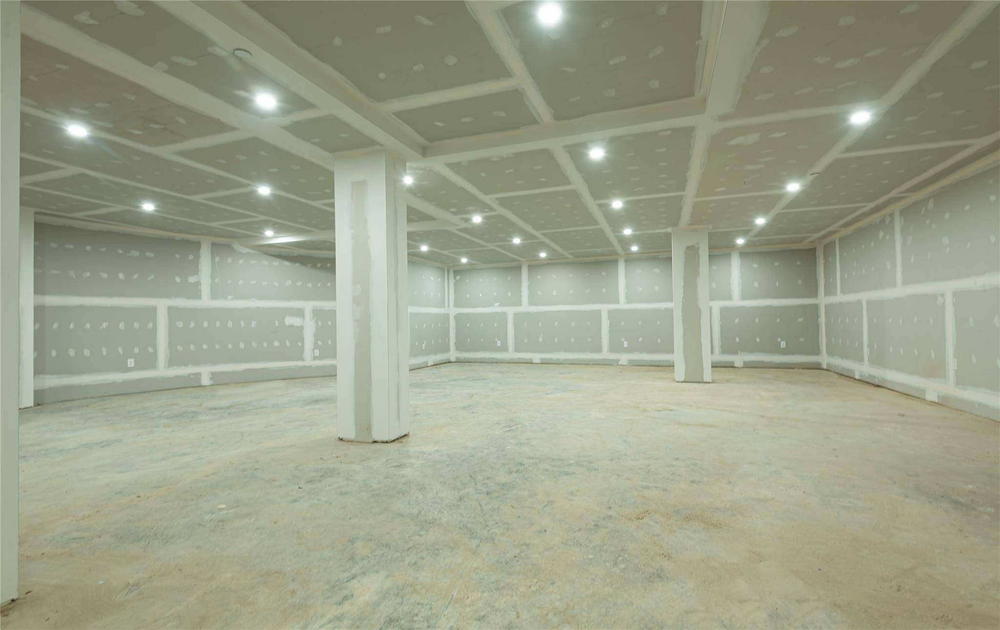 Prime Astoria Retail Space for Lease Unlock the potential of your business with this brand new retail space located in the heart of Astoria.
