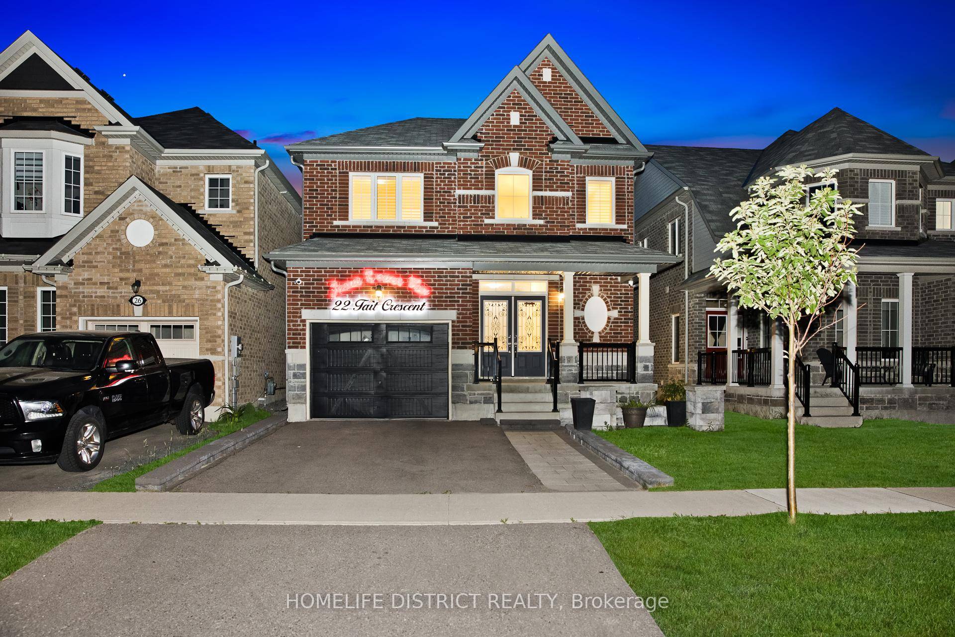Welcome to 22 Tait Crescent A spacious and well maintained home in a family friendly neighbourhood !