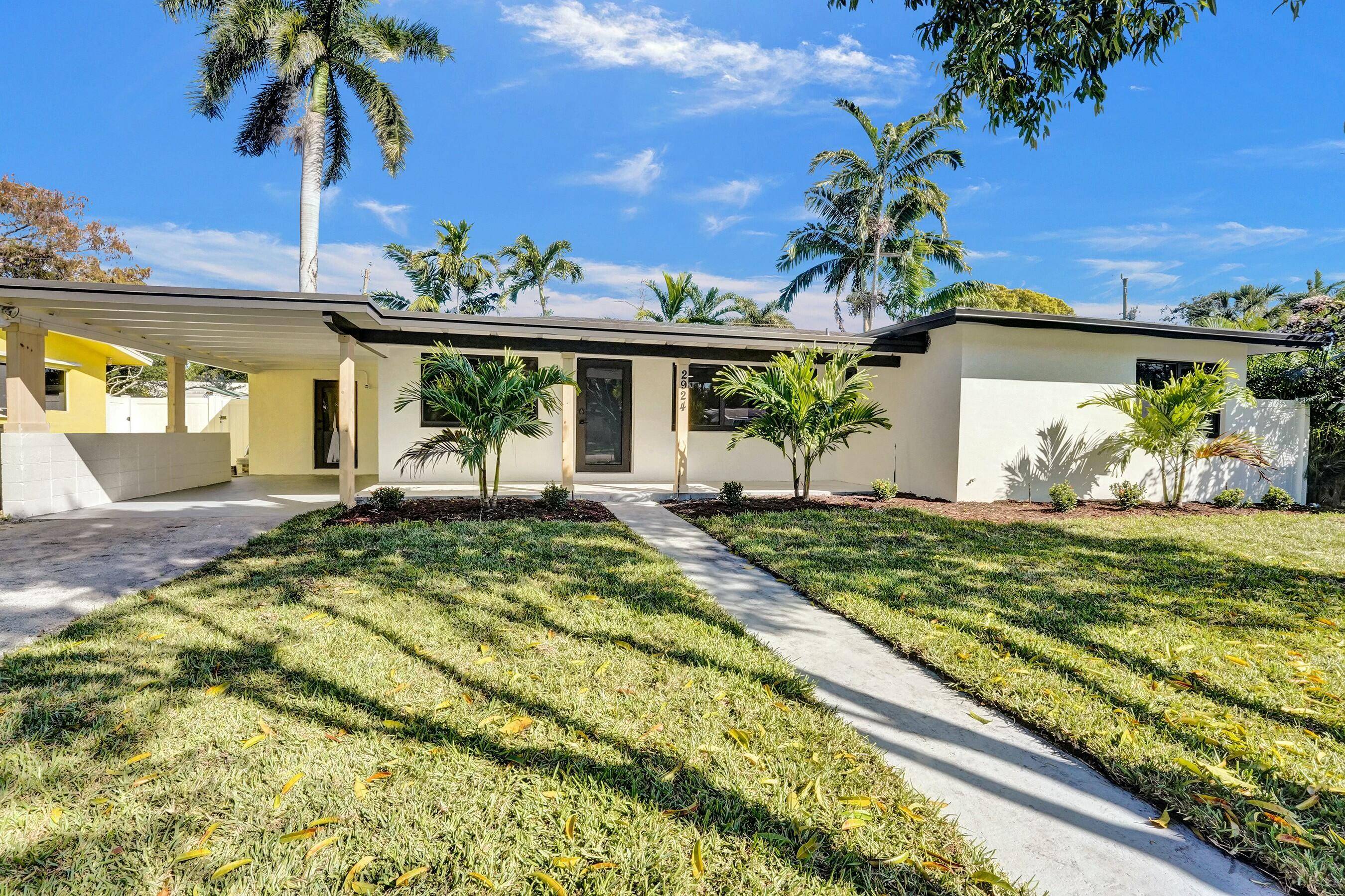 2 Bedrooms, 2 Bathrooms, plus Large Den Office, Fully Remodeled !