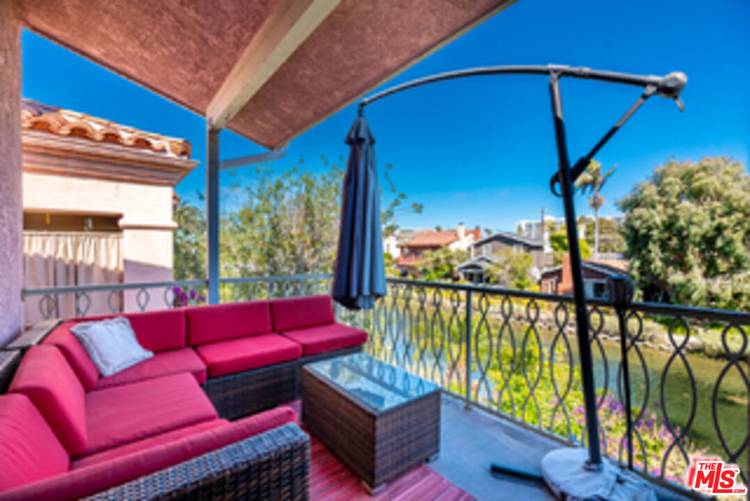 225   Sherman Canal 3BR Marina Del Rey La