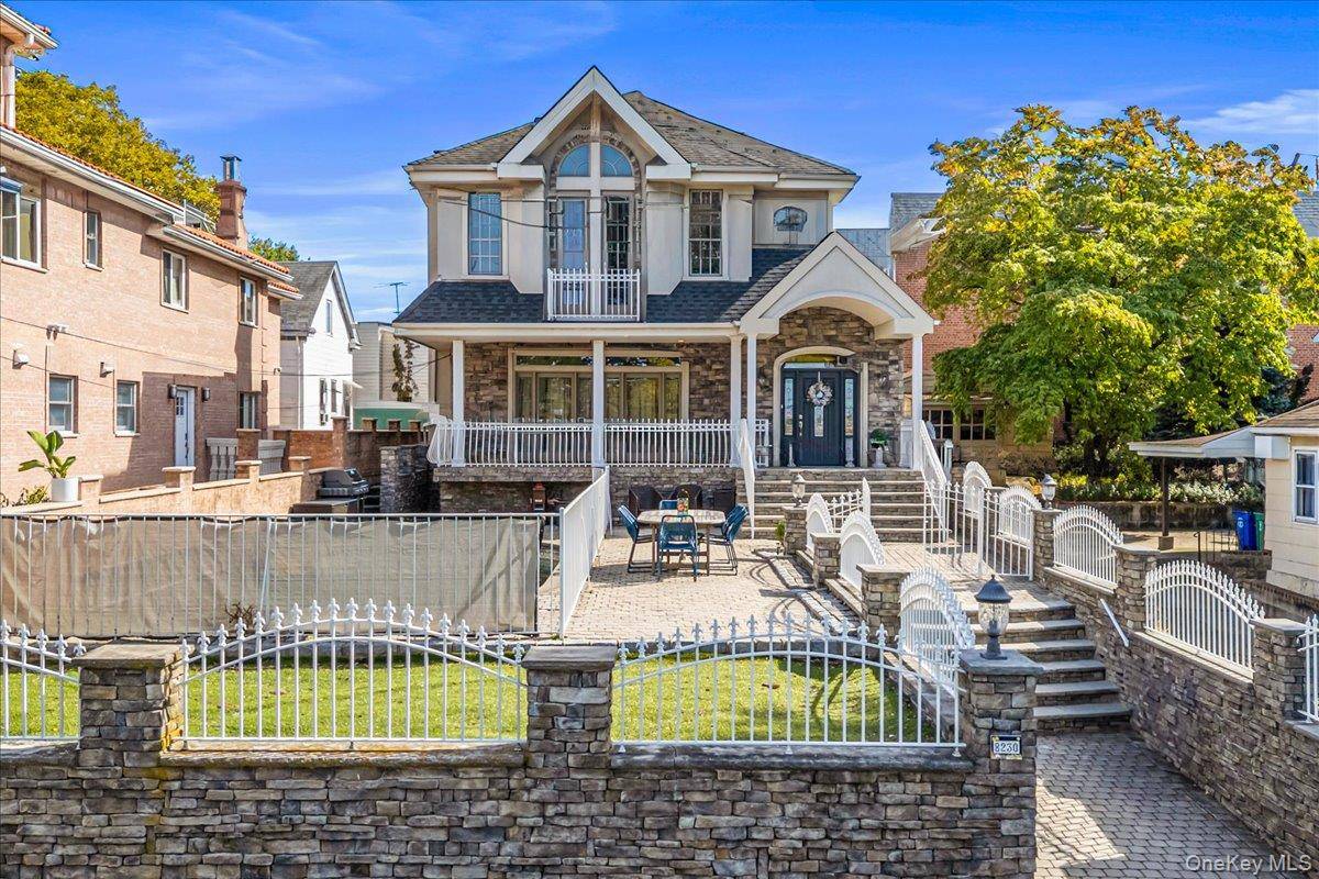 Well Maintained, extended single family house in Middle Village !