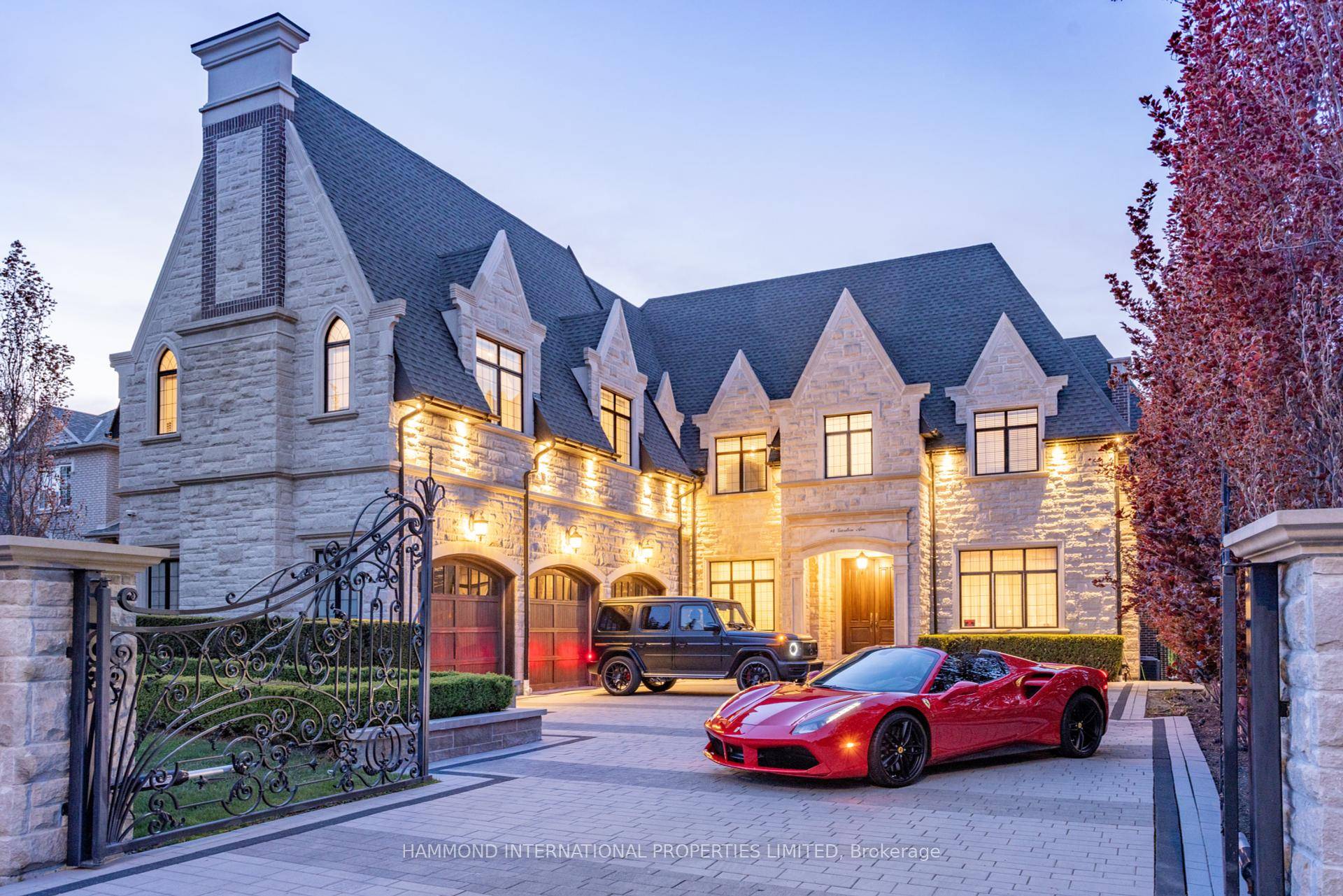 Welcome to a lifestyle that is truly in a class of its own.