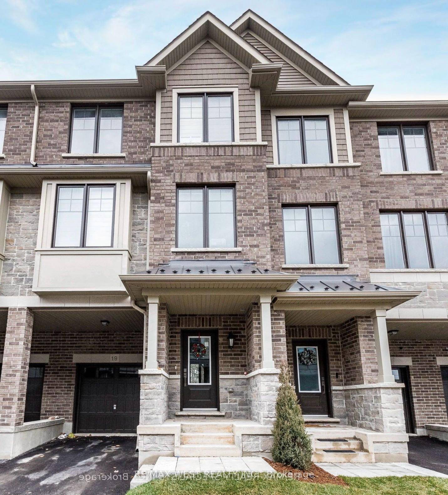 Priced to sell, this stunning 3 bedroom home backs onto a serene ravine and offers the perfect blend of luxury, space, and functionality for families.