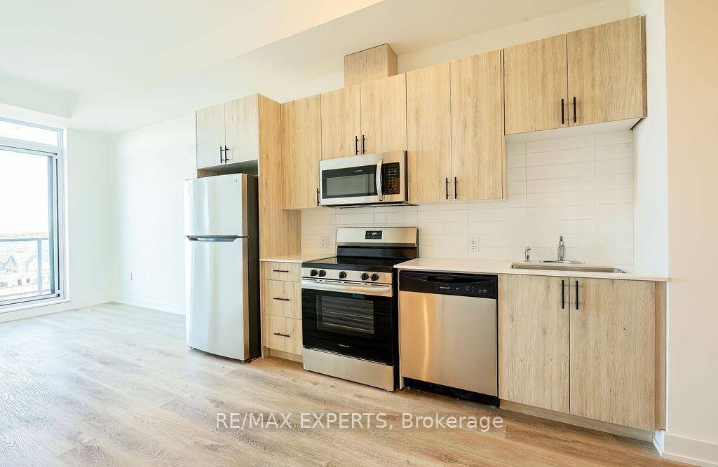 Welcome to 2475 Old Bronte Road !