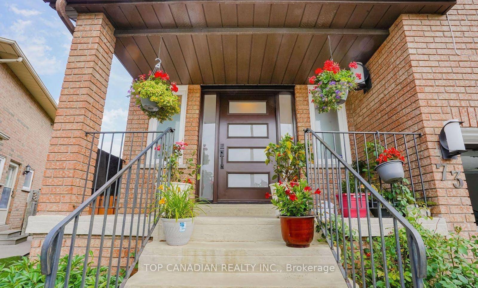 Do Not Miss This Clean, Specious Detached House In a Very quite court, With Huge Private Backyard, Large Kitchen Fully Renovated, Beautiful SunroomWalking Distance to All Amenities.