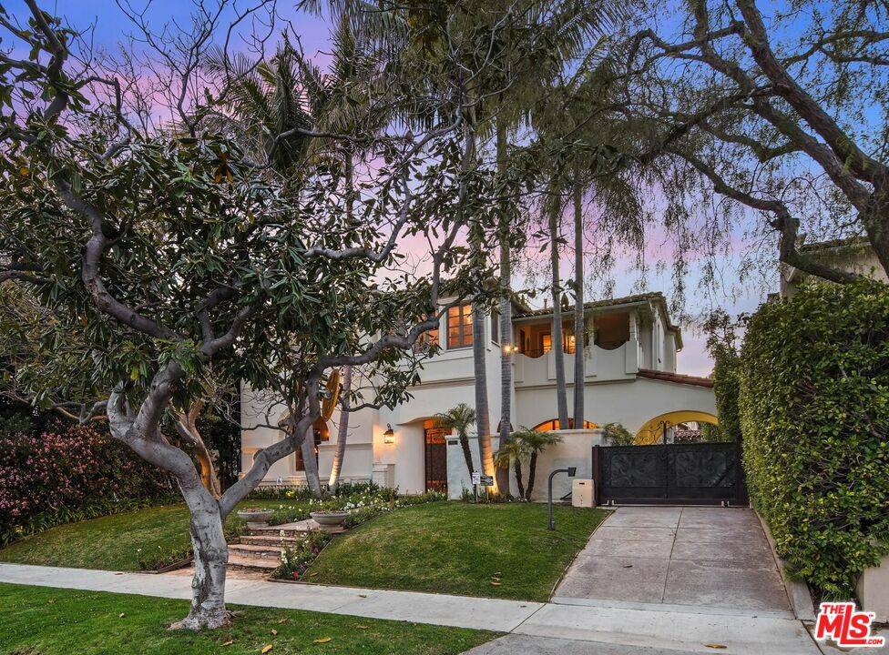 809 MALCOLM AVE 4BR Westwood La