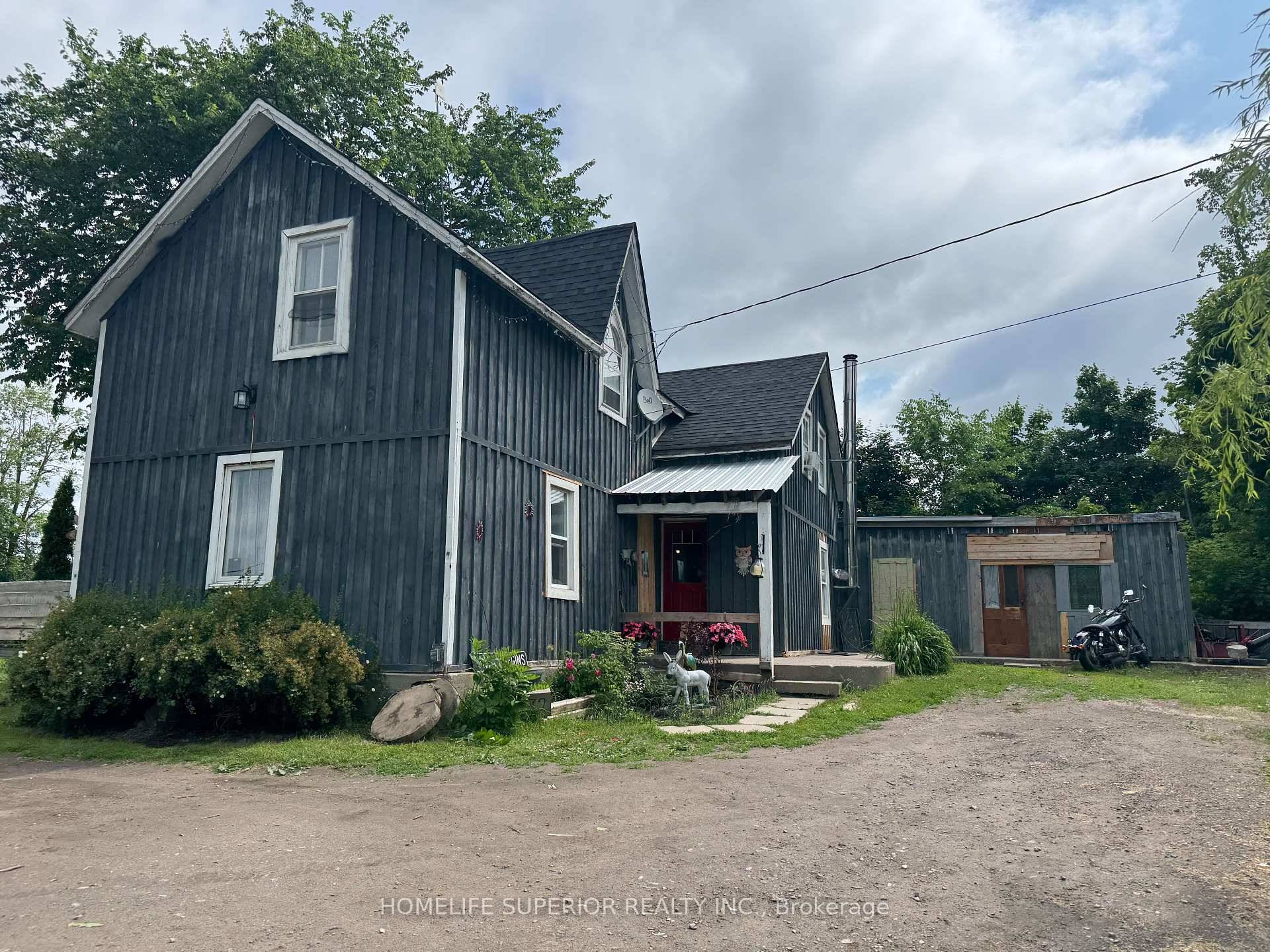 3 bedroom home with workshop.