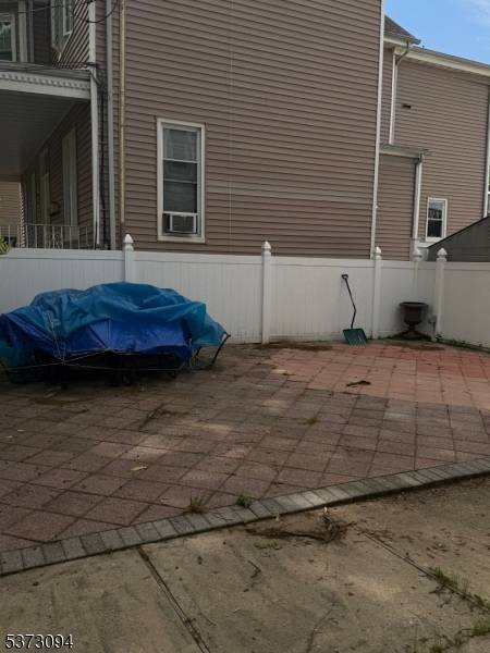 2 Family home in Bayonne.