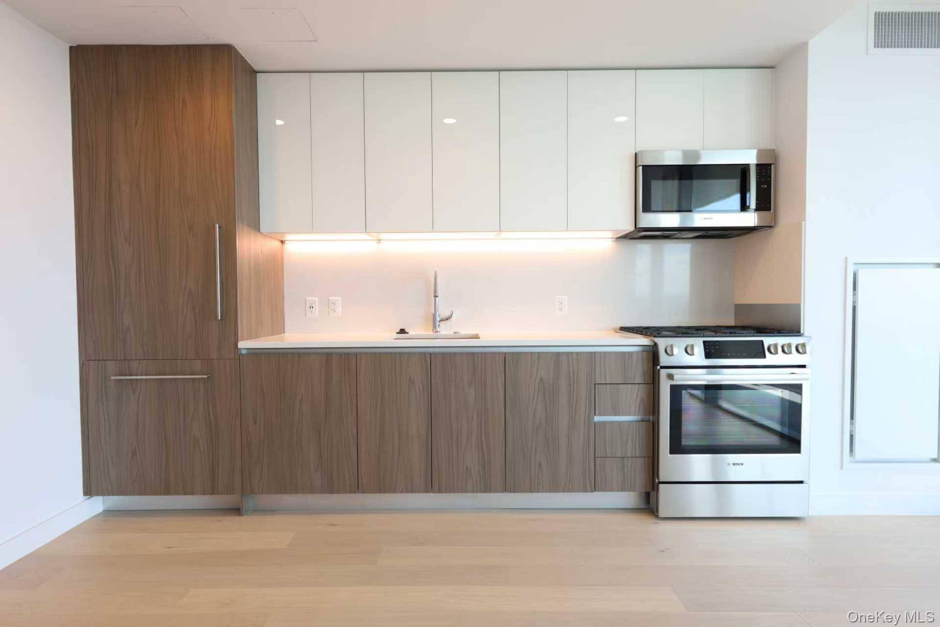 Discover The Grand 3 in Flushing, where the energy of New York City meets a private, resort style sanctuary.