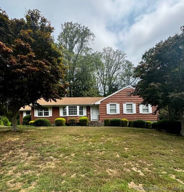 Lovely 3 BR ranch set on a.