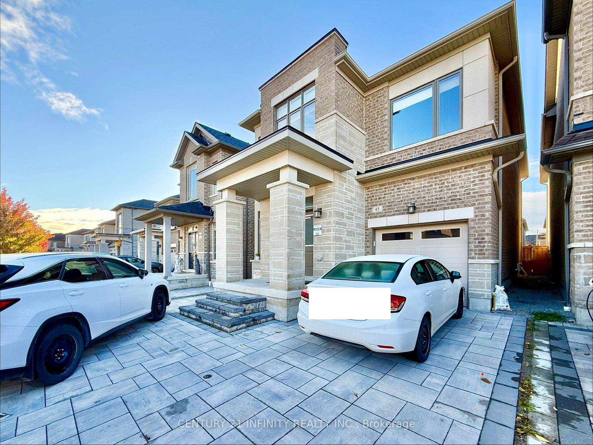 Immediately Occupancy ! Separated Entrance Basement Apartment With 1 Bedroom, 1 Kitchen, 1 3 PC Bathroom, Living Area, And Independent Laundry Set !