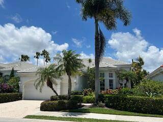 SPACIOUS HOME 2 BEDROOMS AND BEDROOM 3 OFFICE IN DESIRABLE WINDWARD COVE, CLOSE TO ALL CLUB AMENEITIES.