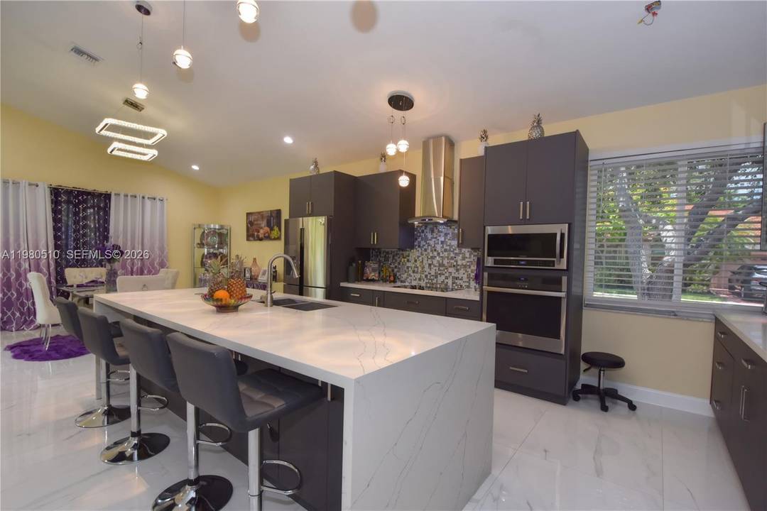 STEP INTO LUXURY WITH THIS STUNNING 3 BEDROOM 2.