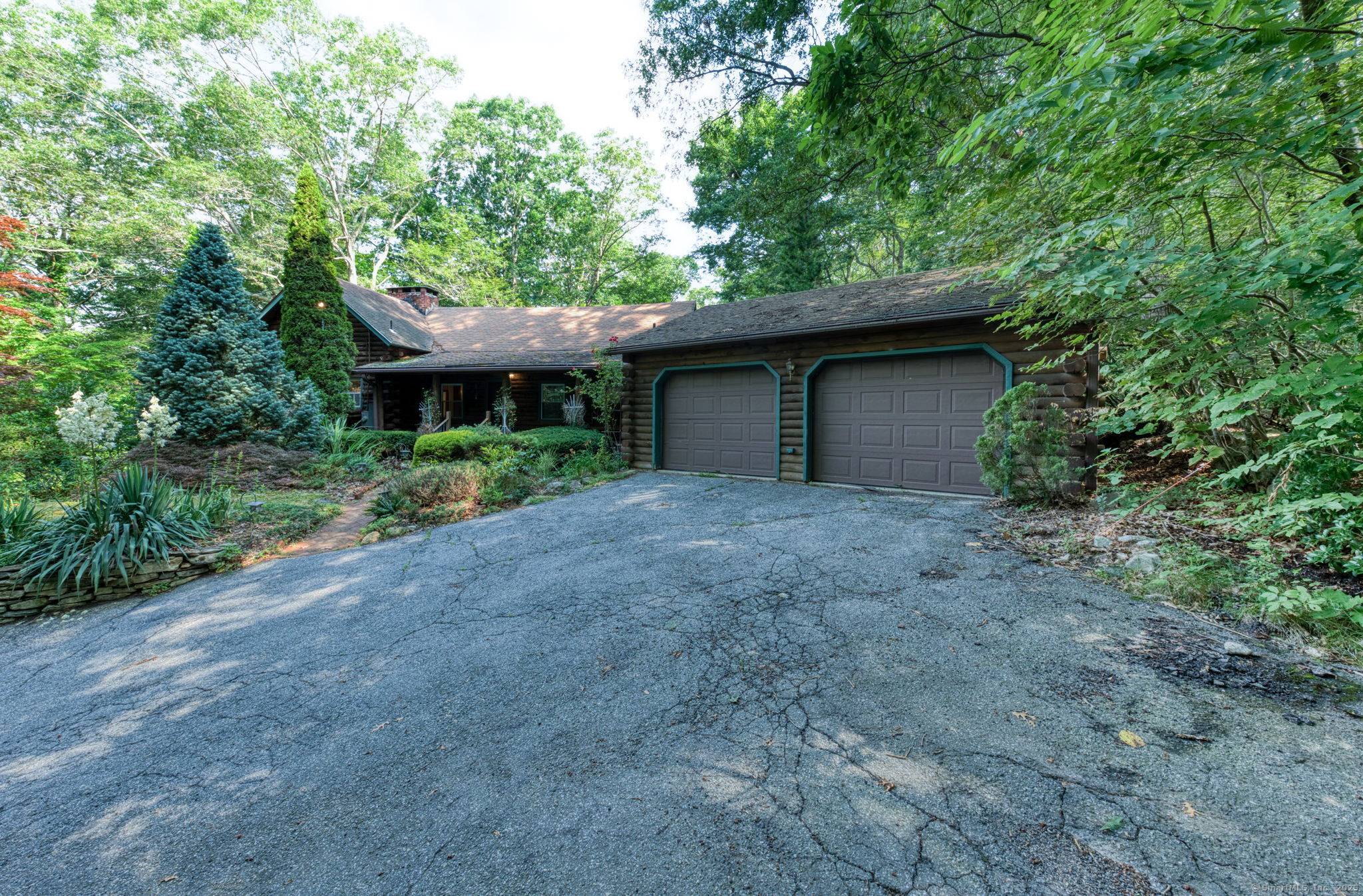 Rustic charm meets tranquil living welcome to 59 Ulasik Road in beautiful Canterbury !