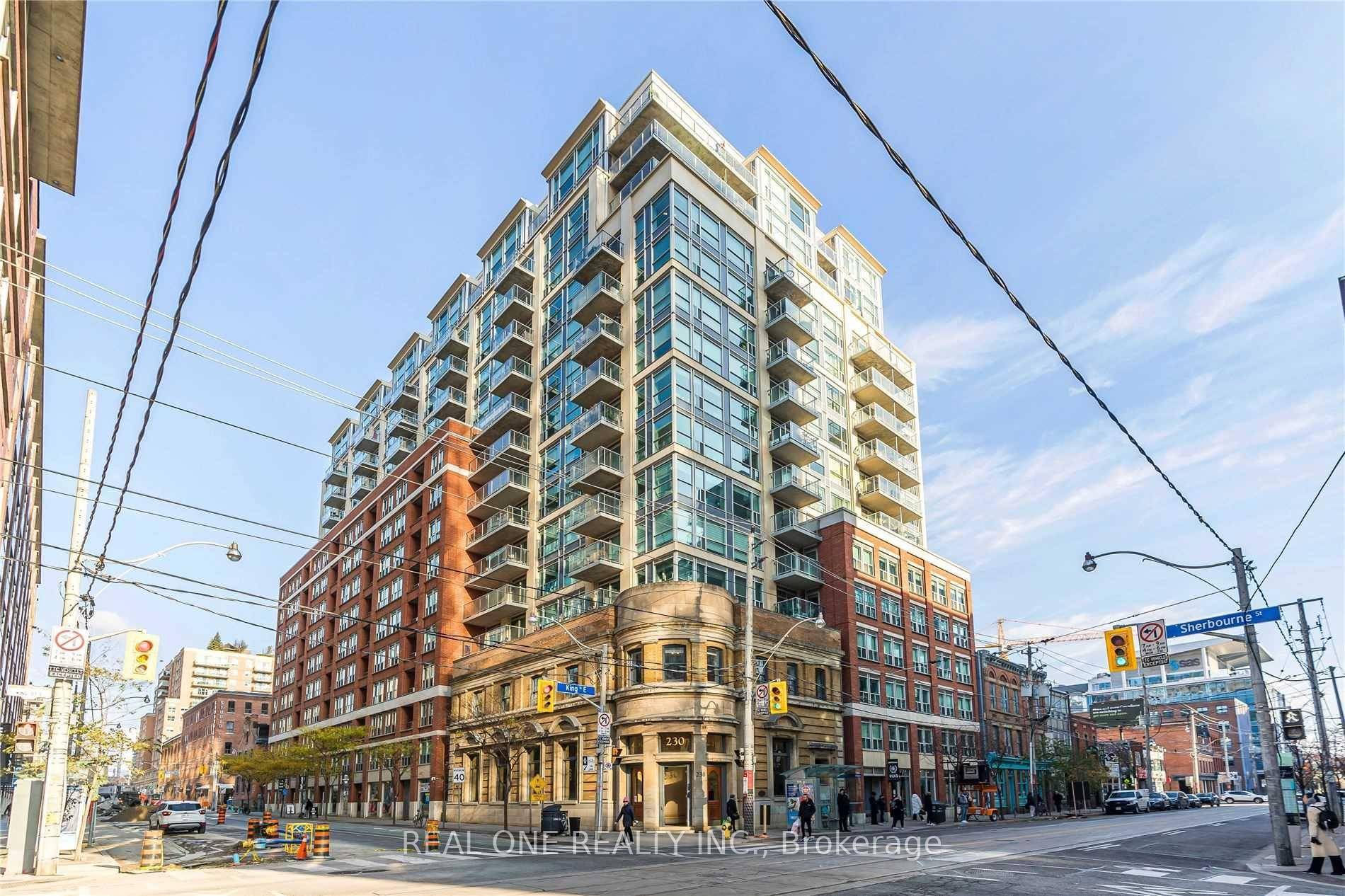 Corner Unit sub penthouse, including in water, hydro, heating and CAC, One Parking and One Locker.