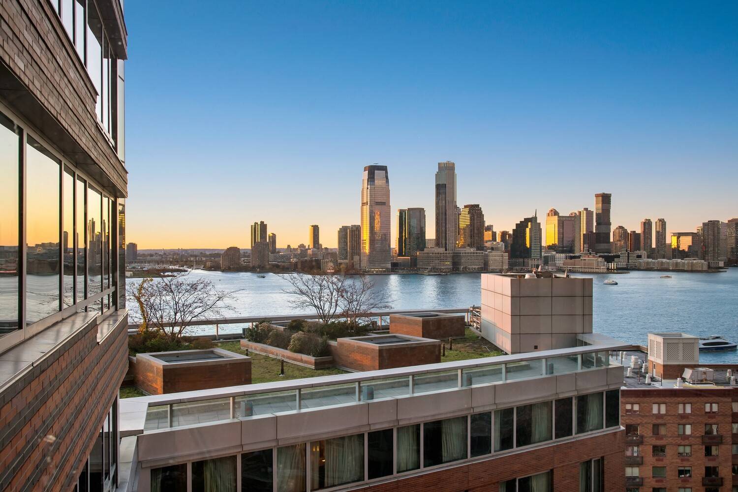 Experience luxury living with breathtaking views and three exposures that redefine city elegance at The Ritz Carlton Residences.