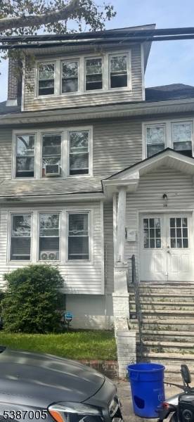 Ready for an investment property where you can possibly live as well ?