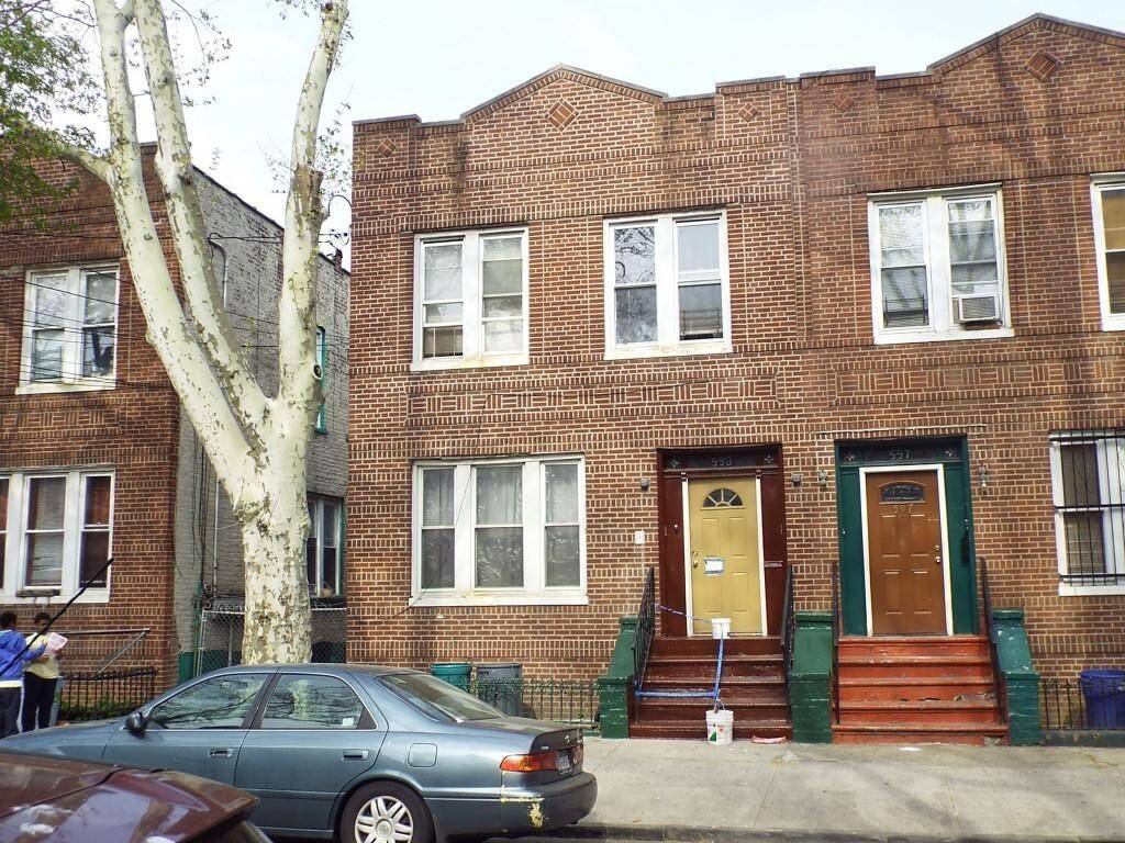 Brooklyn Prime 4 Family Brick Building Market Rate Income R6 Zoning with Development Potential Exceptional opportunity to own a well maintained semi attached solid brick 4 family property in a ...