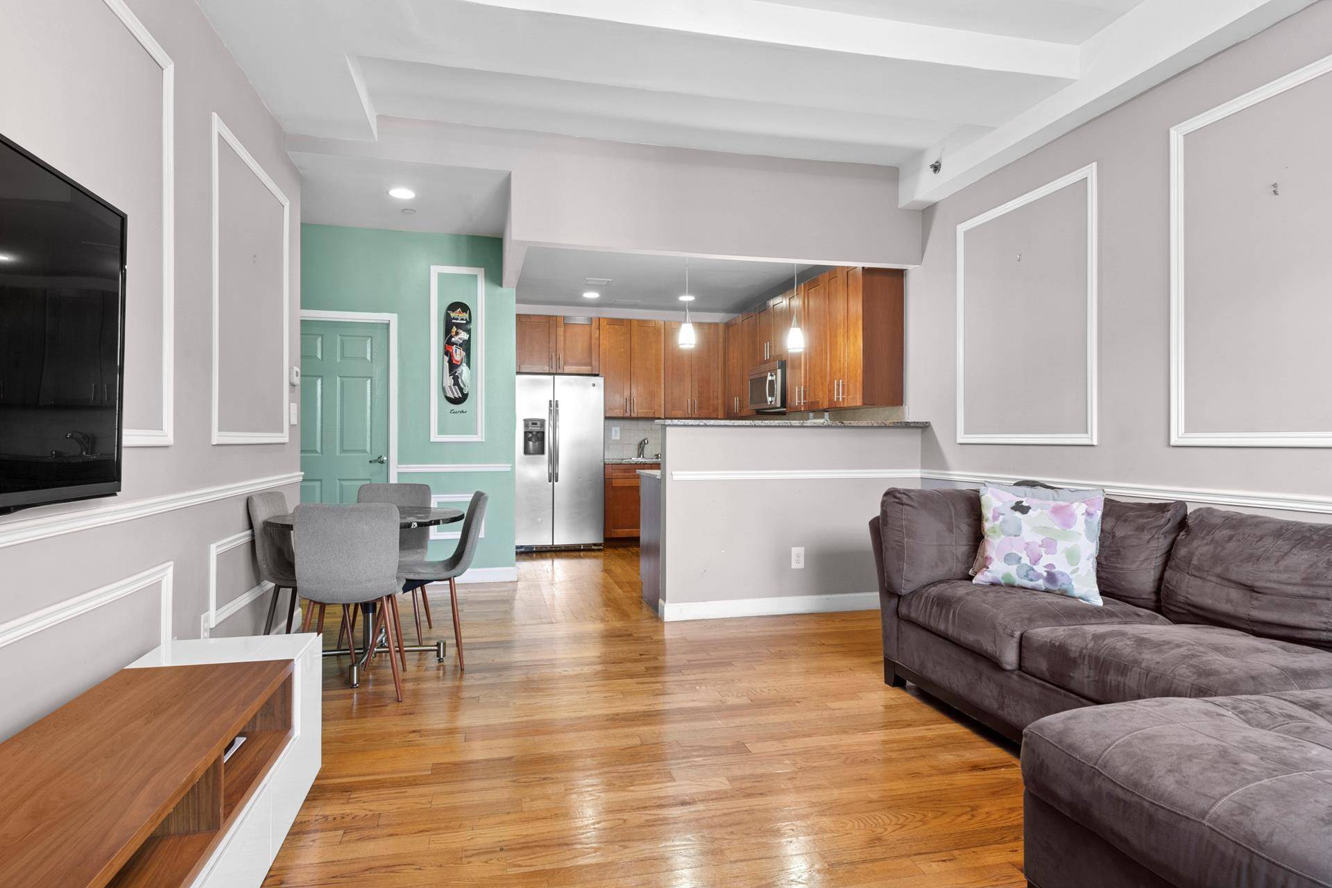 Spacious Fifth Floor Two Bedroom, Two Bath Boutique Harlem Condo with 10 Foot Ceilings and Walk In Closet Discover the perfect blend of space, style, and privacy in this south ...