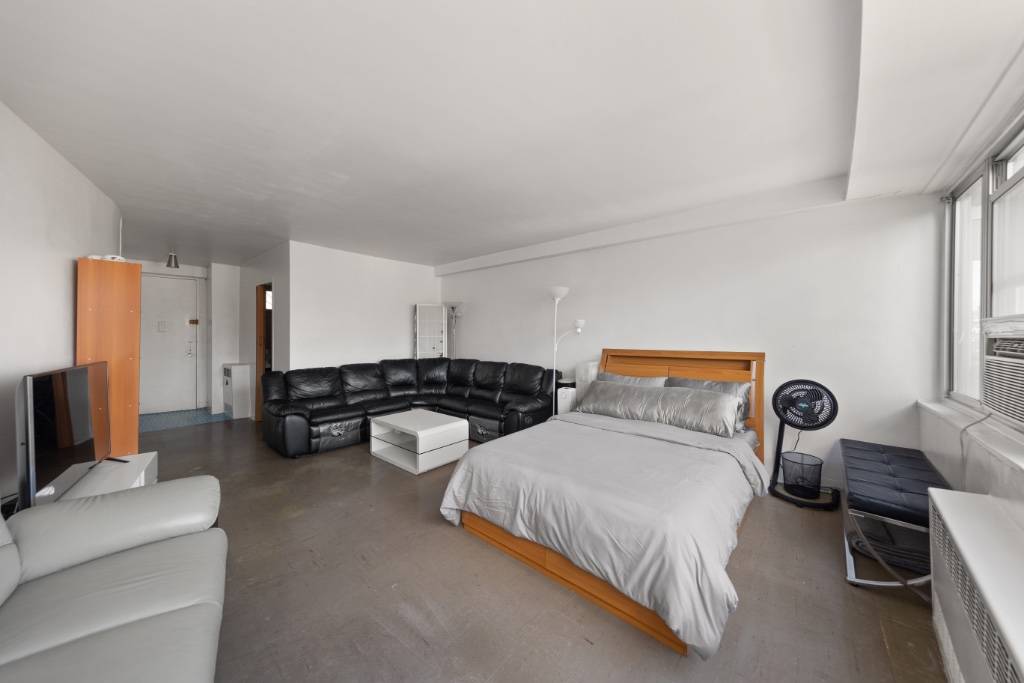 This studio apartment has a flexible layout that offers the perfect canvas to create your dream home.