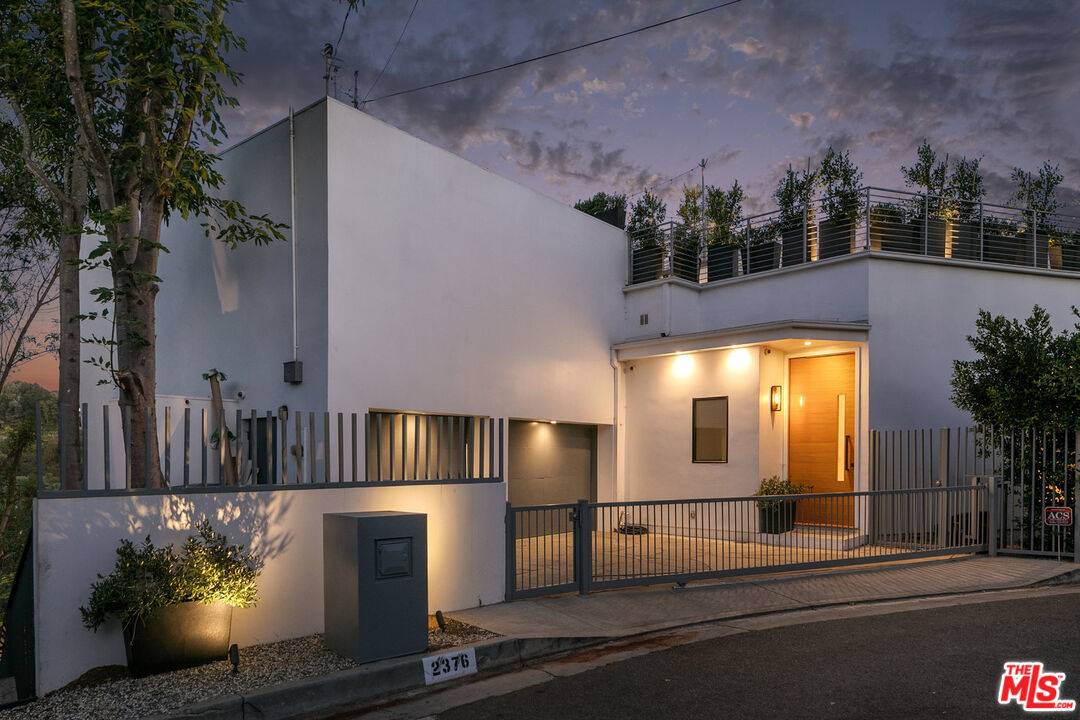 2376   KIMRIDGE RD Beverly Hills Flats LA