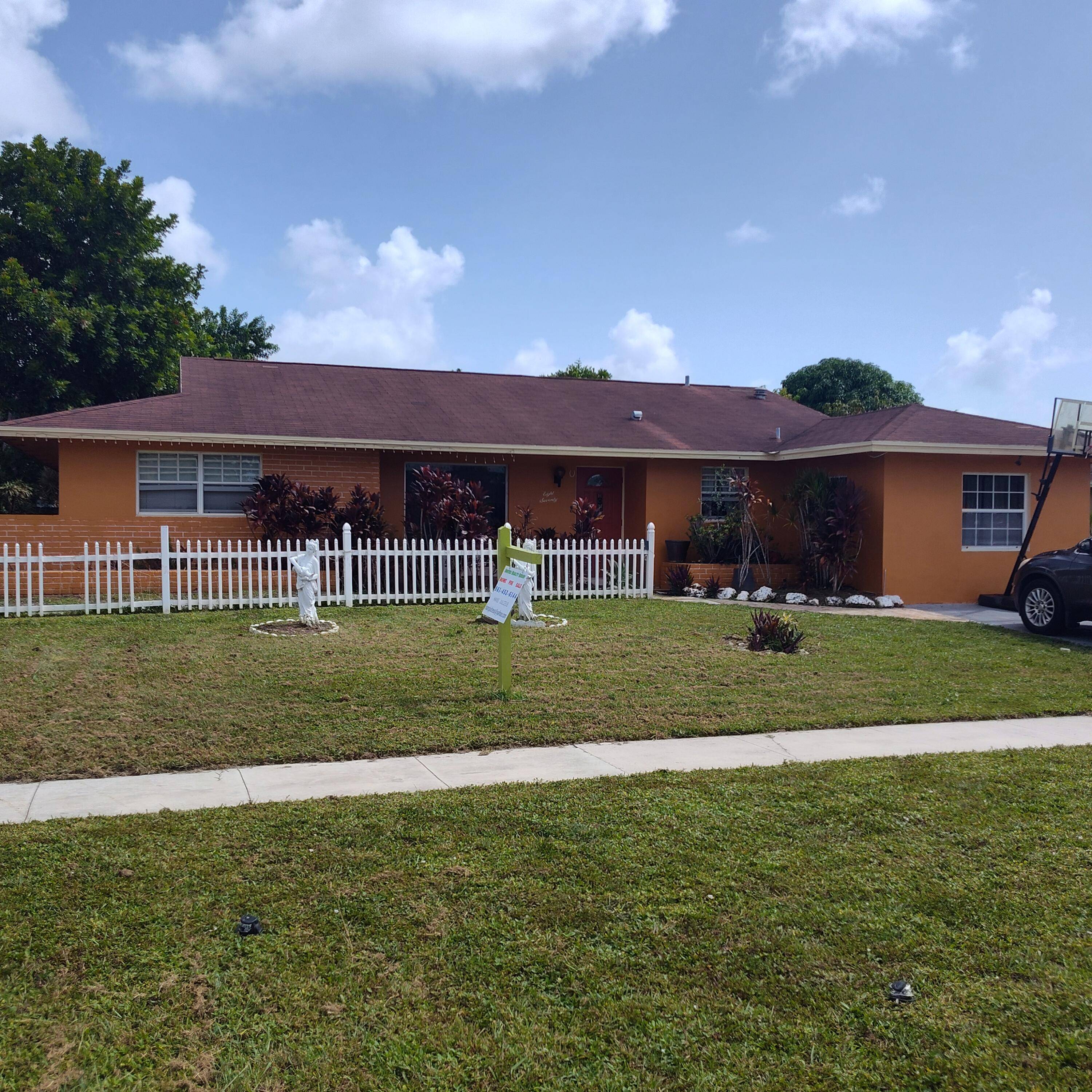 870 Gardenia Drive Single-Family Palm Beach