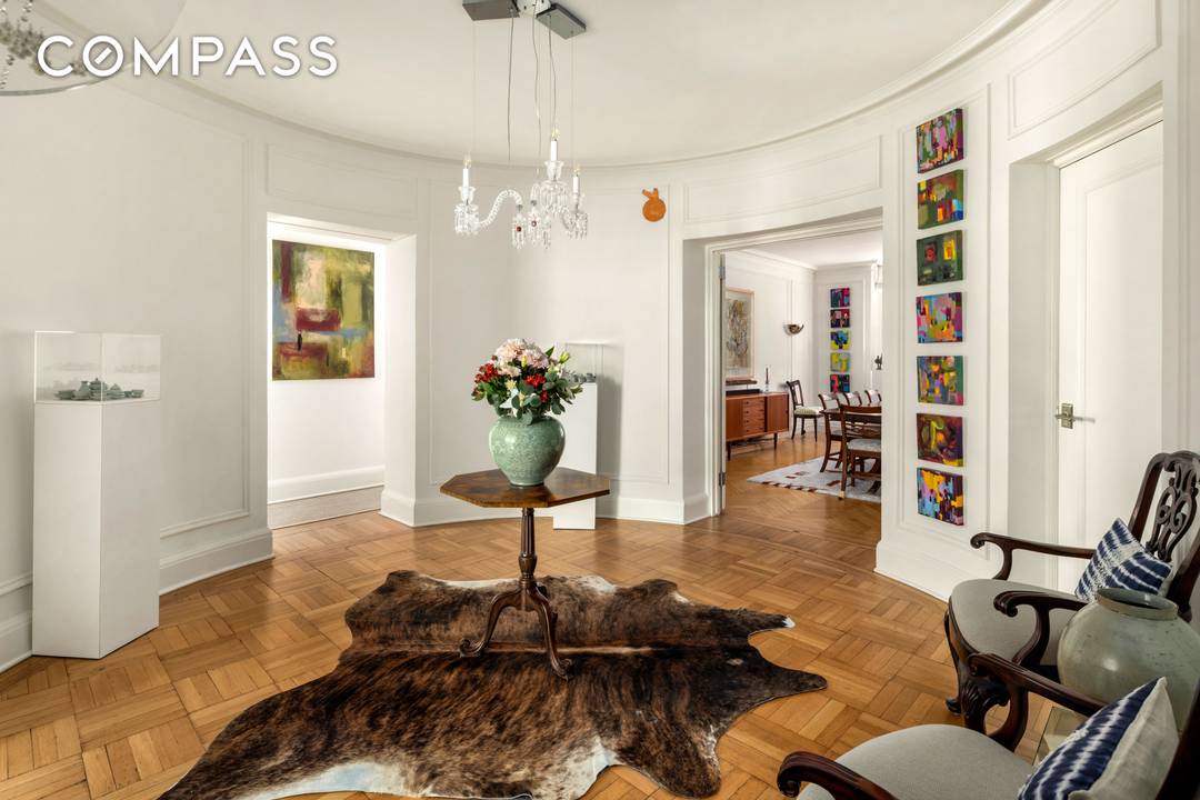 Timeless Park Avenue Elegance, Beautifully Reimagined Originally designed by renowned architect J.