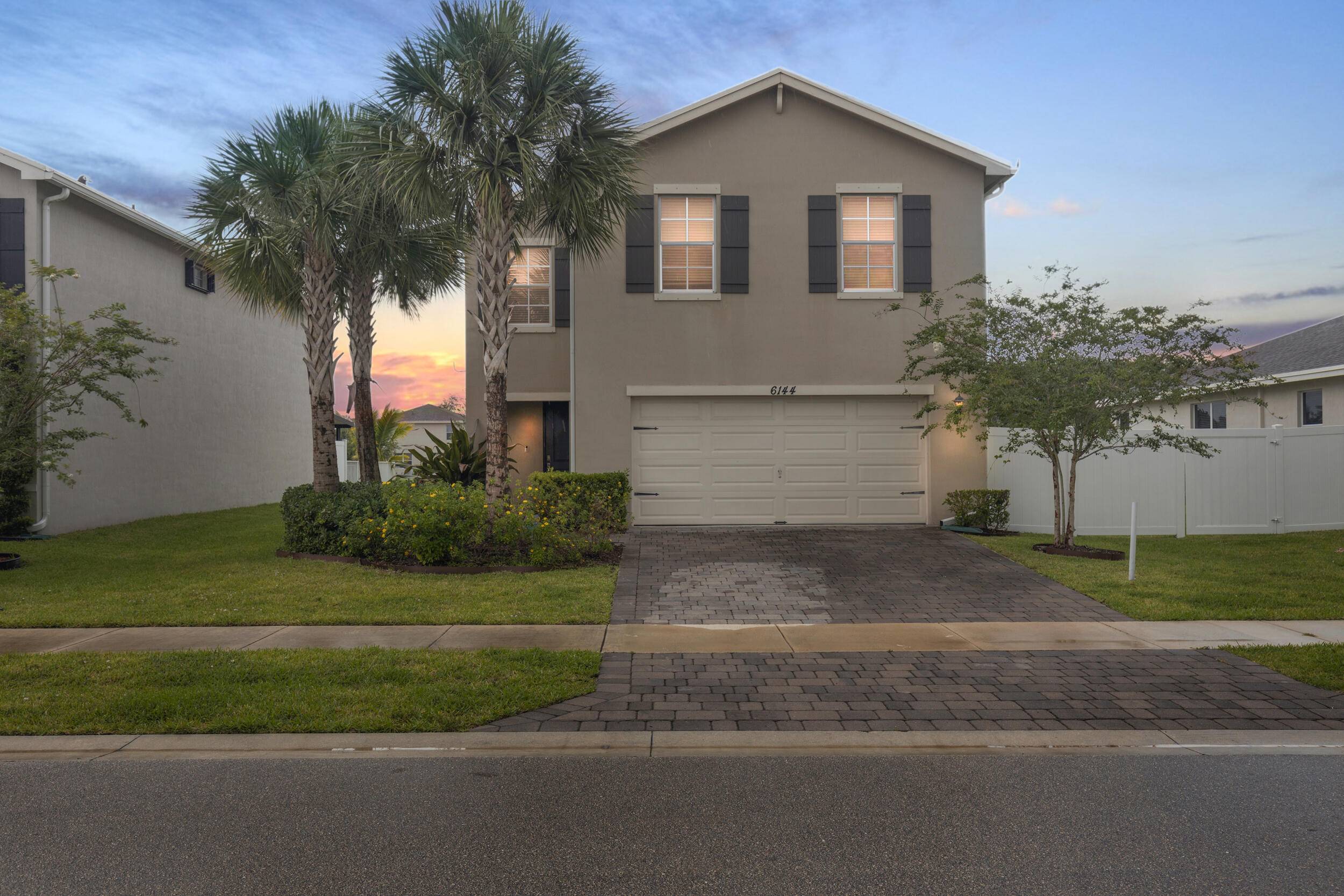 Nearly New home located in the prestigious Ranchette Royale in the city of West Palm Beach.