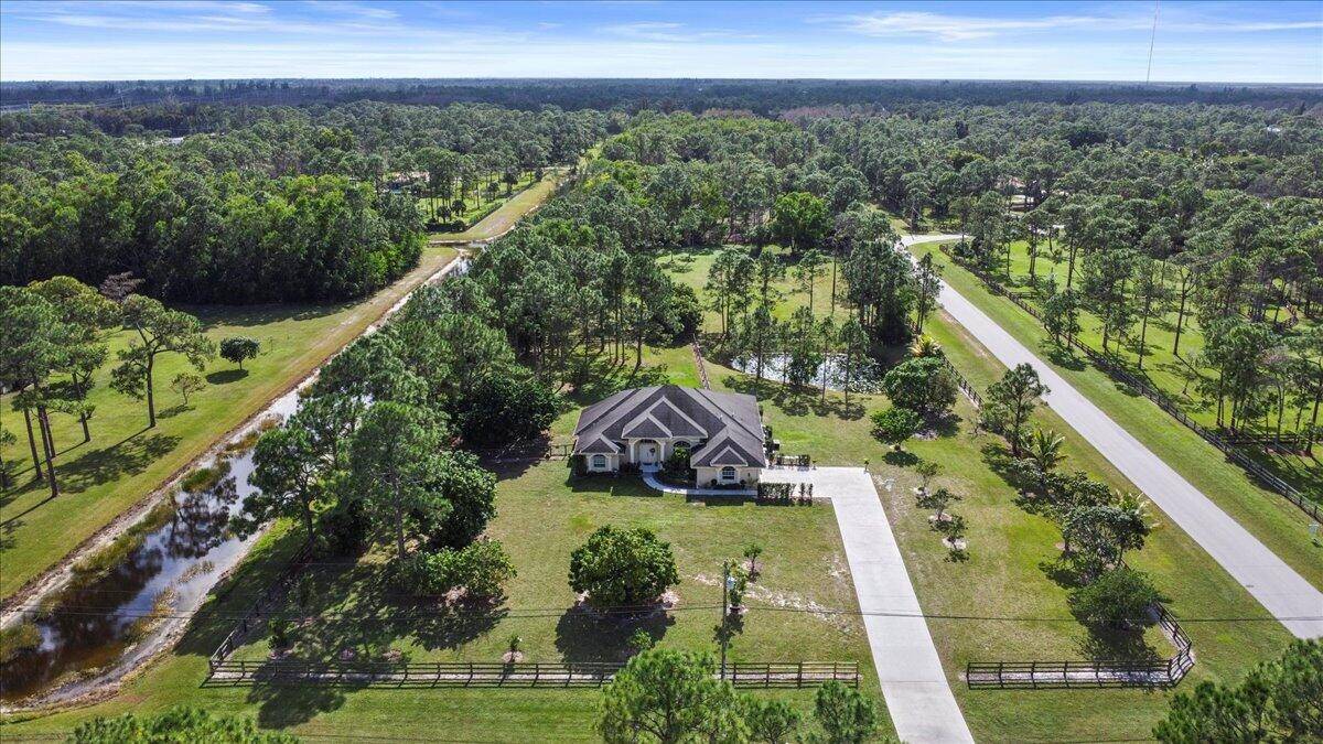 Your Perfect Equestrian Retreat.