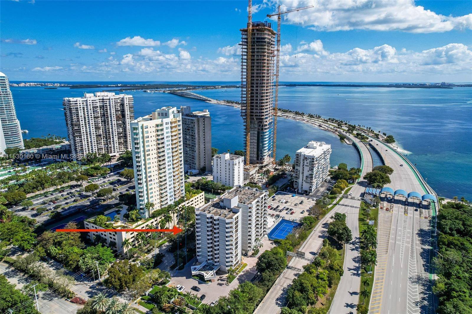 BEST PRICE CONDO ON BRICKELL AV !