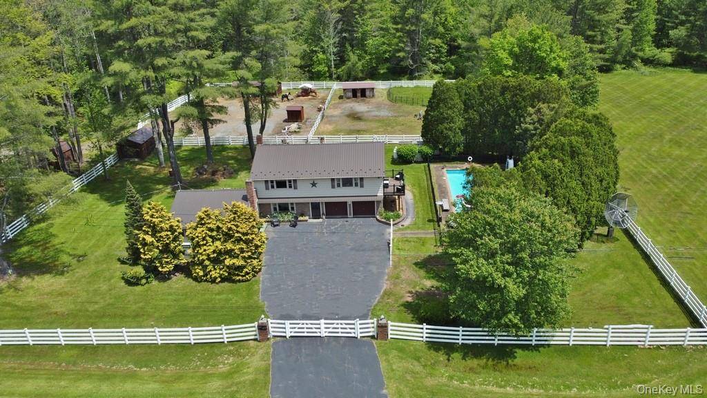 4 Bed 3 Bath 13. 19 Acre Commercial Property with Mini Farm 2, 416 Sq.