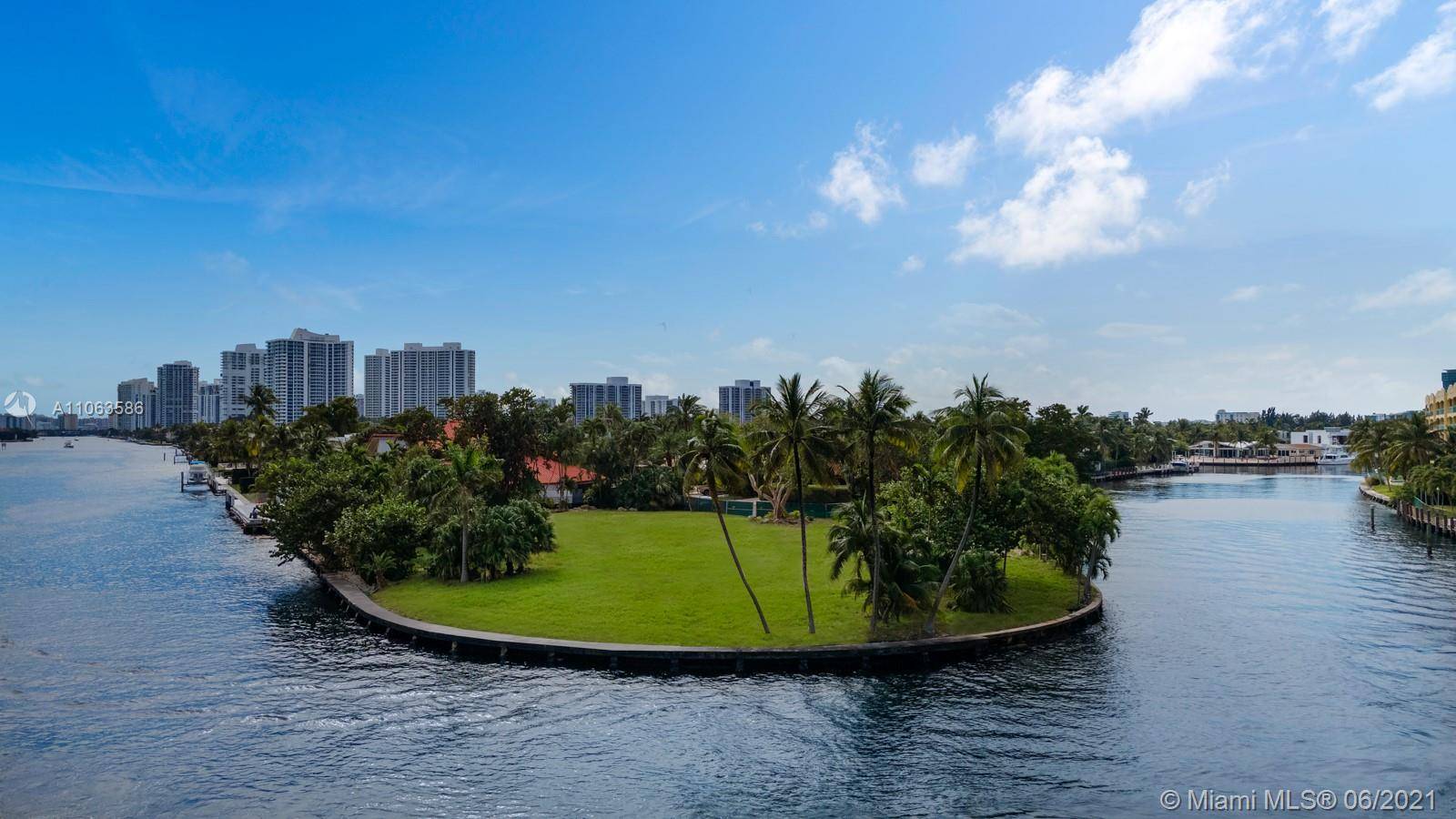The Opportunity to own a unique piece of land like this comes once in a lifetime.