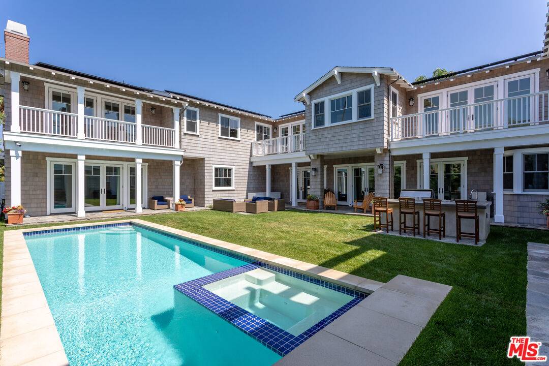 550   San Juan Ave 5BR Marina Del Rey La