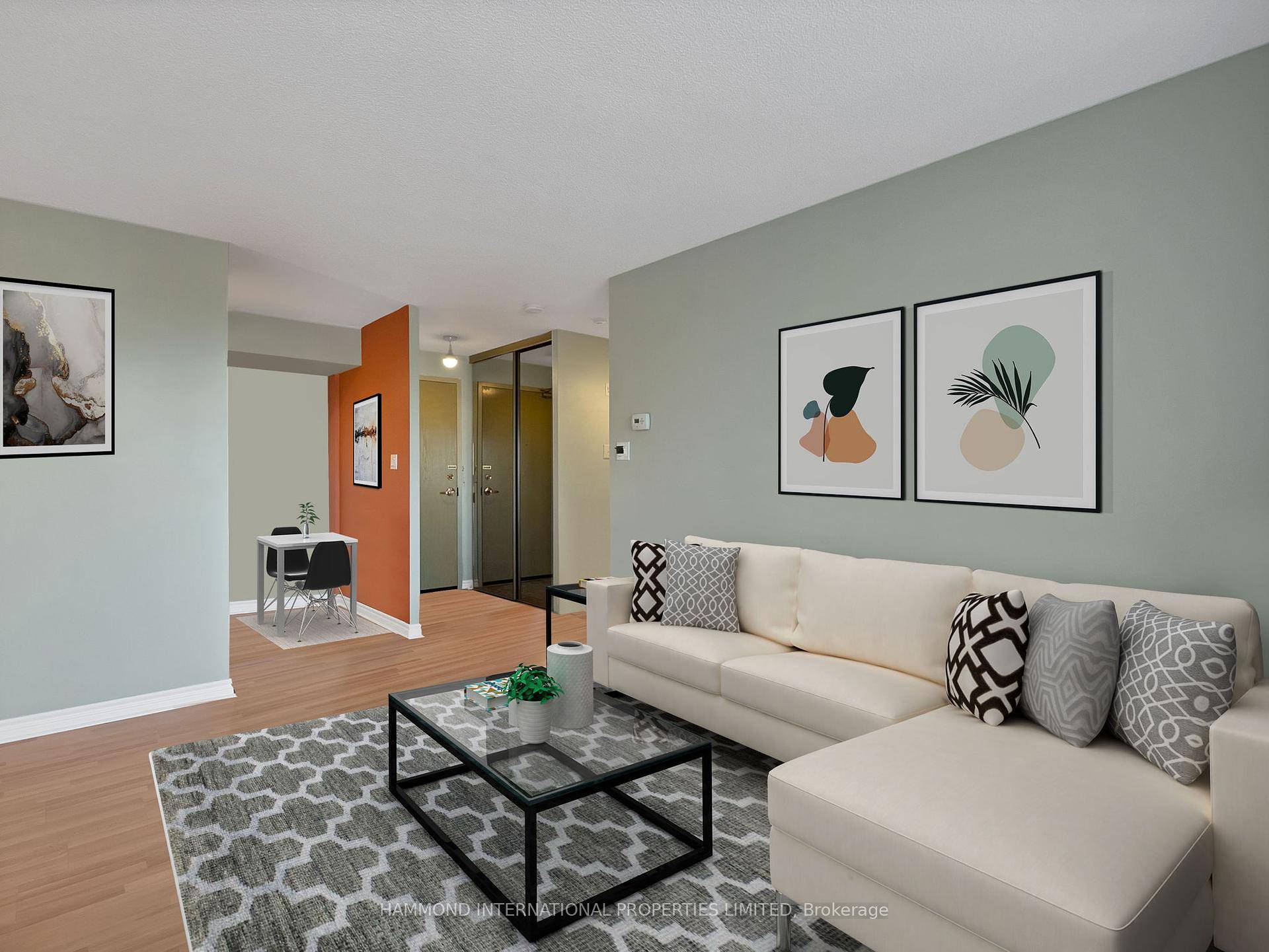 Welcome to this immaculate 1 bedroom, 1 bathroom condo nestled in the sought after Goreway Drive Corridor.